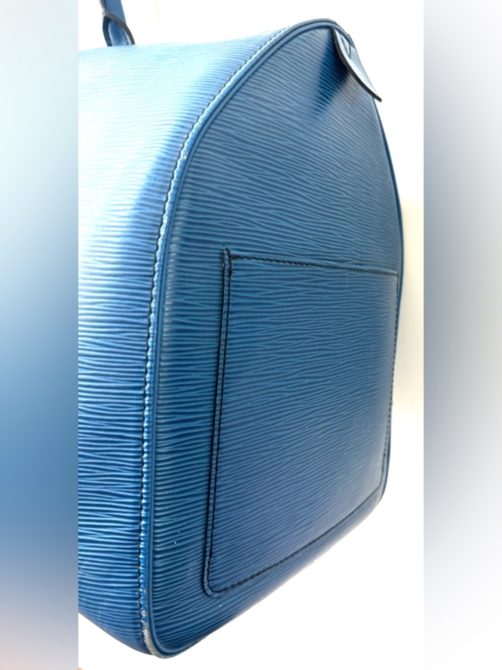 LOUIS VUITTON Keepall 50 Blue Epi Leather Travel Duffle Bag Weekender + Tag - Picture 6 of 10